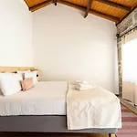 Casa Do Souto - Com Piscina By House And People بيت للعطل فييرا دو مينهو
