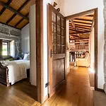 Casa Do Souto - Com Piscina By House And People بيت للعطل فييرا دو مينهو