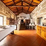 Casa Do Souto - Com Piscina By House And People بيت للعطل فييرا دو مينهو