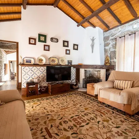 Casa Do Souto - Com Piscina By House And People