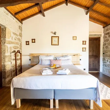 Casa Do Souto - Com Piscina By House And People Feriehus Vieira do Minho