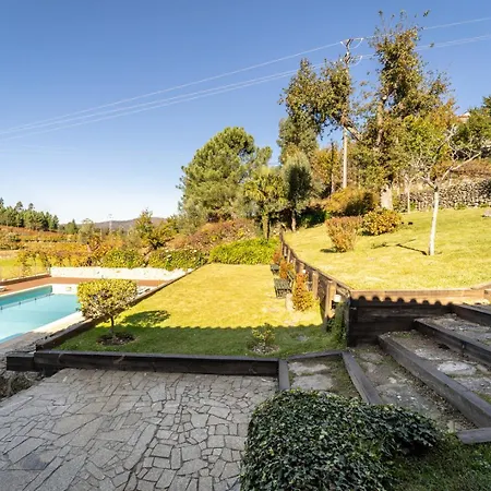 Casa Do Souto - Com Piscina By House And People Feriehus Vieira do Minho