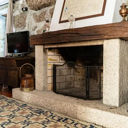 Casa Do Souto - Com Piscina By House And People