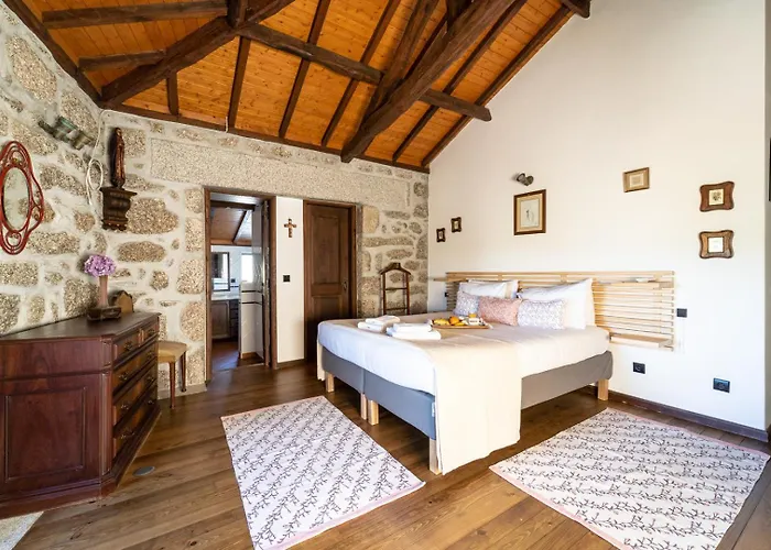 Casa Do Souto - Com Piscina By House And People