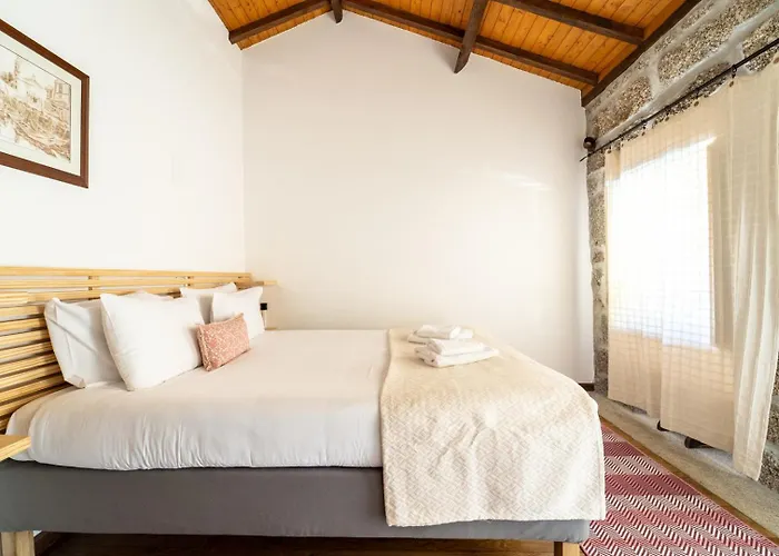 Casa Do Souto - Com Piscina By House And People Semesterbostad Vieira do Minho