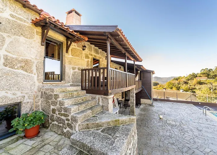 Casa Do Souto - Com Piscina By House And People