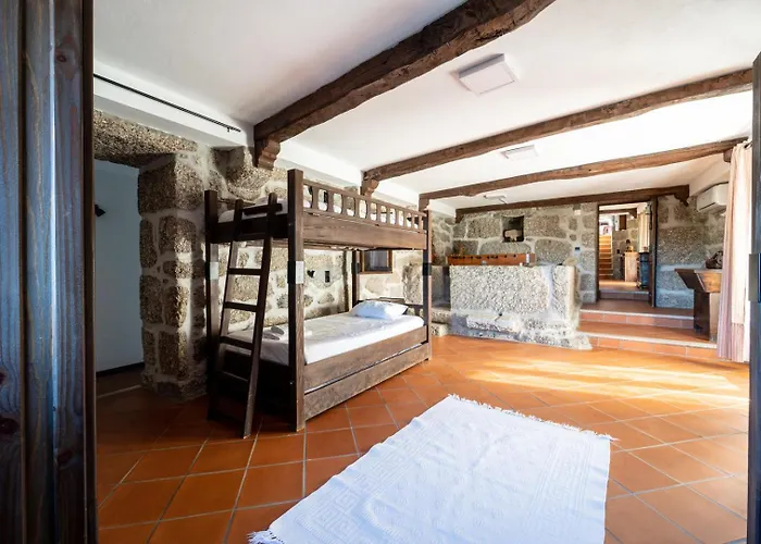 펜션 Casa Do Souto - Com Piscina By House And People